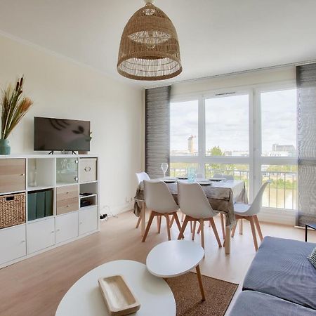 Escapade Sur L'Ile De Nantes Avec Vue Sur La Loire Apartment Bagian luar foto